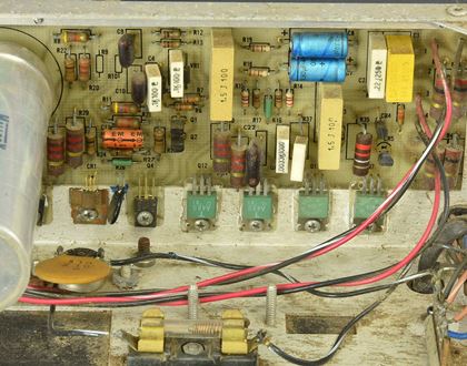 Jbl-Model 212E Bass Energizer as seen